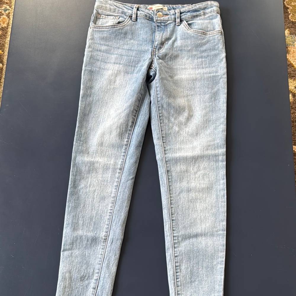 Levi's Classic Light Blue Jeans